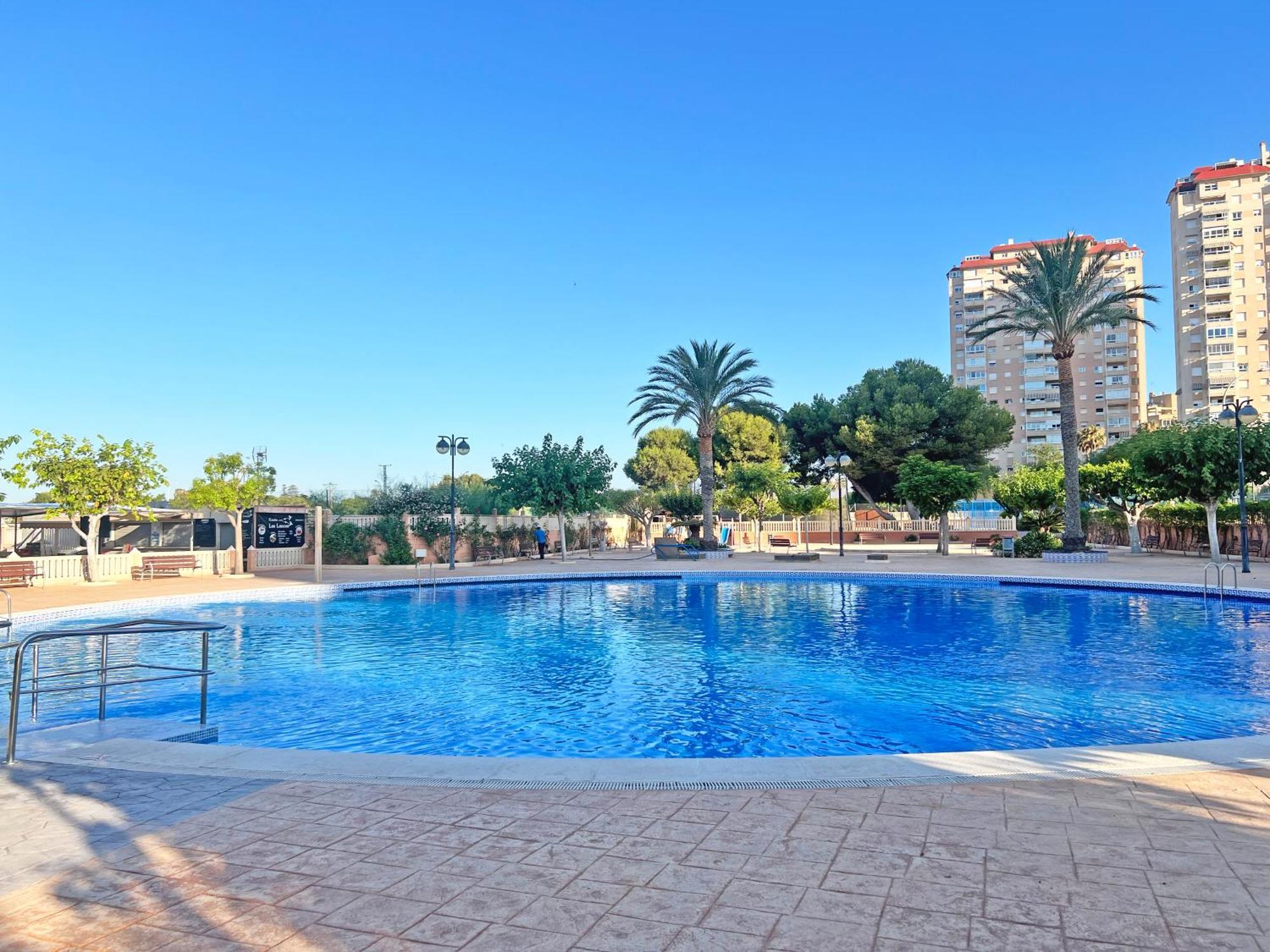 Coqueto Con Piscina, Nuevo A 50M Del Mar, Parking Gratis Lejlighed El Campello Eksteriør billede